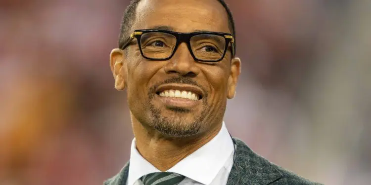 Unearthed Lion King: Rodney Harrison Endorses Detroit’s Hendon Hooker as Jets’ Golden quarterback Potential, Surpassing Shedeur Sanders