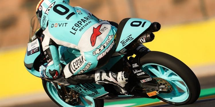 Adrián Fernández surpreendeu e estabeleceu nova volta recorde no Moto3 em Misano