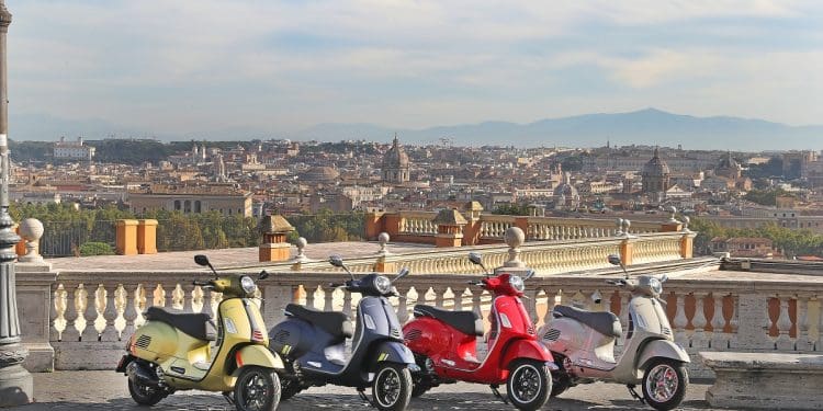 Vespa GTS 310 mais potente para 2025