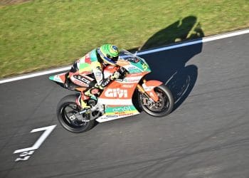 Eric Granado na frente do primeiro treino de MotoE em Barcelona