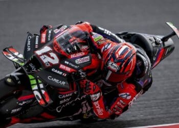 Maverick Viñales e o seu desejo para 2024: ‘Ganhar dez corridas. Estamos a desejar, não é? Então…’