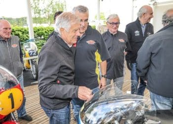 Giacomo Agostini vê potencial de crescimento do MotoGP com a Liberty Media, mas lamenta por Carmelo Ezpeleta