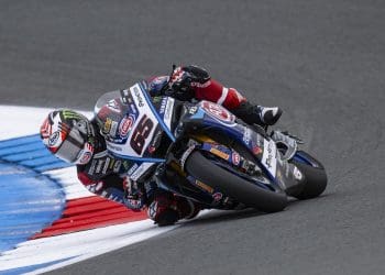 Finalmente no topo com a Yamaha: Jonathan Rea arrebatou pole position em Assen