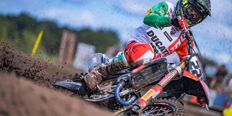 Ducati somou seis pontos na estreia no MXGP