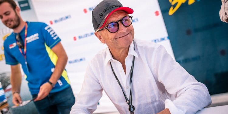 ‘Tudo o que possas fazer para ajudar o espetáculo, faz toda a diferença’ – Kevin Schwantz