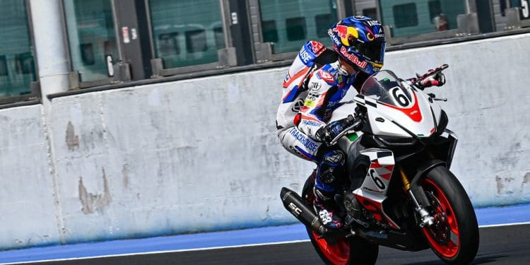 Loris Capirossi elogia Miguel Oliveira: ‘Foi o piloto mais veloz e fizemos uma dupla soberba’