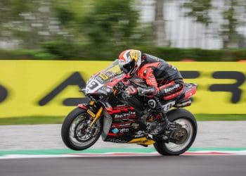 Adrián Huertas arrebatador alcançou pole position do WSSP em Cremona
