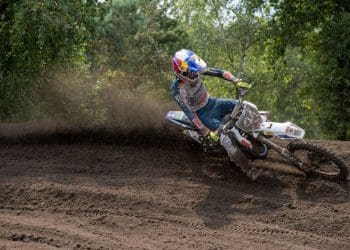Lucas Coenen dominou corrida de qualificação do MX2 na Suíça