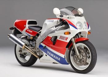 Yamaha FZR 750R – A lenda das super desportivas dos anos 80