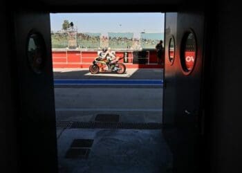 ‘As concessões são justas; a Honda e a Yamaha fizeram o mesmo na sua altura’ – Carmelo Ezpeleta