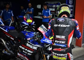 Recuperação de Cal Crutchlow correu mal: ‘Levou a mais uma operação e complicações’