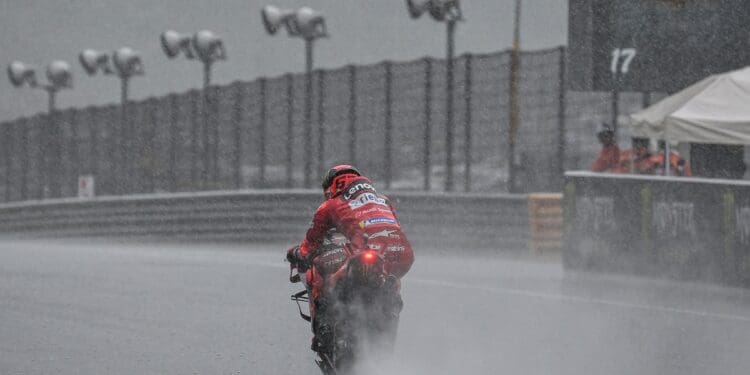 ‘O final de época foi bastante complicado; é um bom problema mas tens de tomar muitas aspirinas’ – Paolo Ciabatti