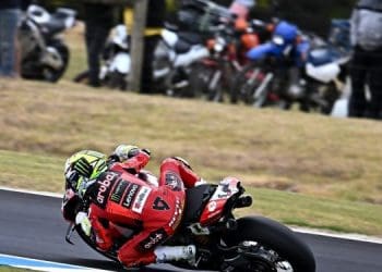 Álvaro Bautista e a ultrapassagem de Alex Lowes: ‘Esperava que me ultrapassassem facilmente; naquela curva, por fora… não!’