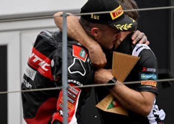 ‘Agora sou o líder, mas é como se fosse o terceiro classificado; a época é longa e já perdi quatro Mundiais’ – Arón Canet