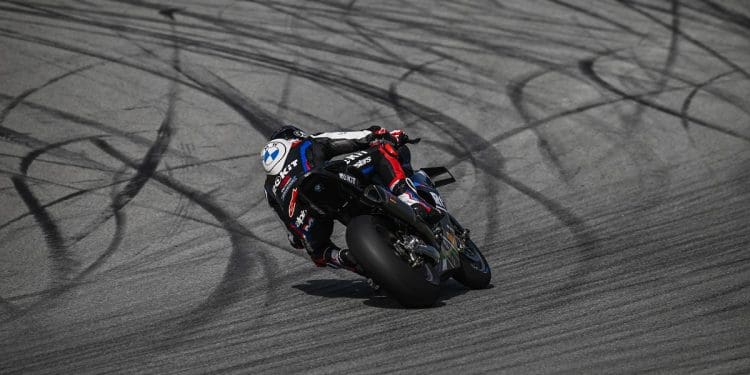 BMW terá novo diretor de corridas enquanto analisa mais programas no motociclismo