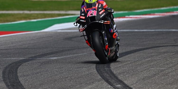 ‘Os circuitos já não estão preparados; precisamos de reduzir o desempenho das motos’ – Aleix Espargaró