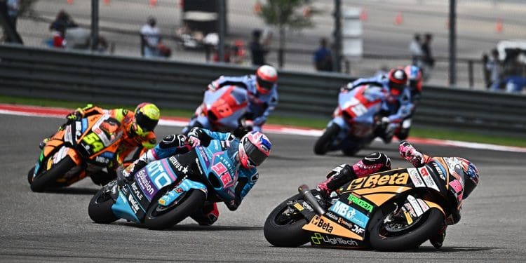 Alonso López impôs-se no treino livre do Moto2 em Jerez