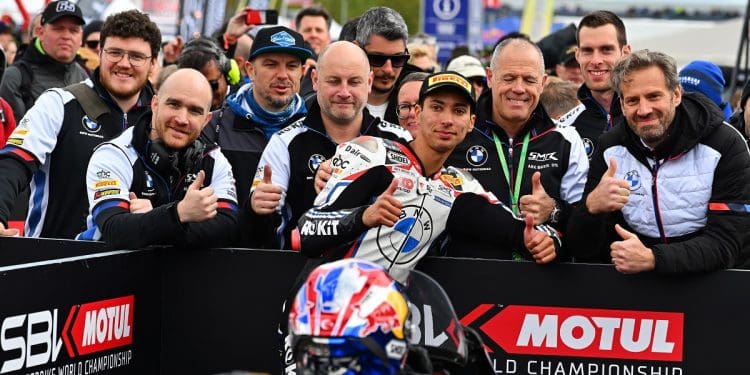 ‘Seria uma pena não ver Toprak Razgatlioglu no MotoGP; ele tem um controlo da moto ao nível de Acosta’ – Nico Cereghini