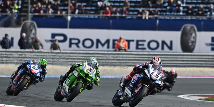 Jonathan Rea já esclareceu acidente com Alex Lowes: ‘Não tenho maus sentimentos com ele’