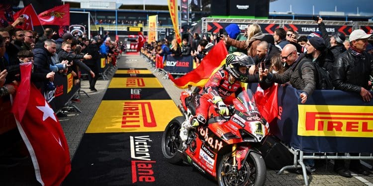 Alberto Vergani crê que Álvaro Bautista fica na Aruba.it Ducati em 2025