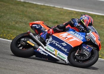 Ai Ogura impressionou: de 10.º até à vitória num GP da Catalunha de Moto2 com drama à mistura