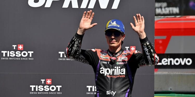 Poderá a Honda «distrair» Maverick Viñales com dinheiro?