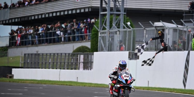 ‘O que Toprak Razgatlioglu faz está noutra liga; no MotoGP estaria entre os melhores’ – Pedro Acosta