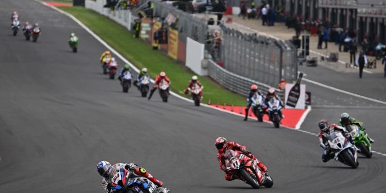 Mundiais Superbike continuam já este fim de semana: Os horários de Most