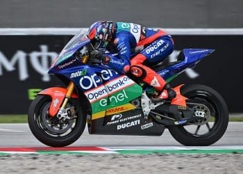 Volta recorde e liderança de Kevin Zannoni no treino 2 do MotoE na Áustria