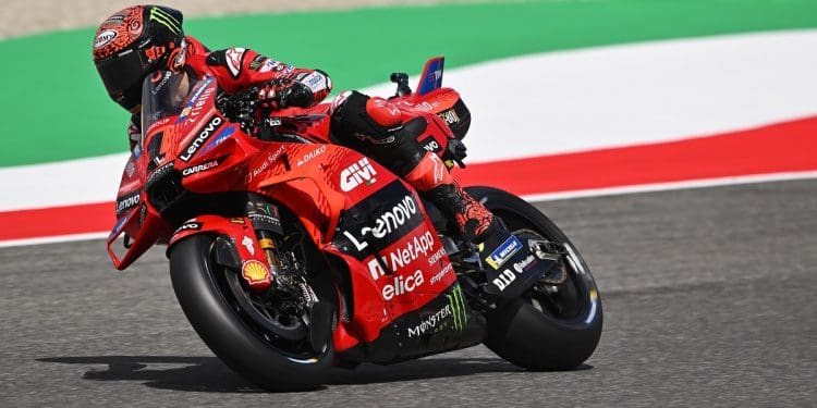 Francesco Bagnaia repete triunfo em dobradinha da Squadra Azzurra Ducati no GP de Itália; Miguel Oliveira em 14.º