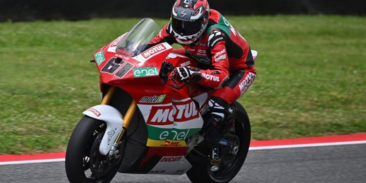 Alessandro Zaccone garantiu mais uma pole position com volta recorde do MotoE em Assen