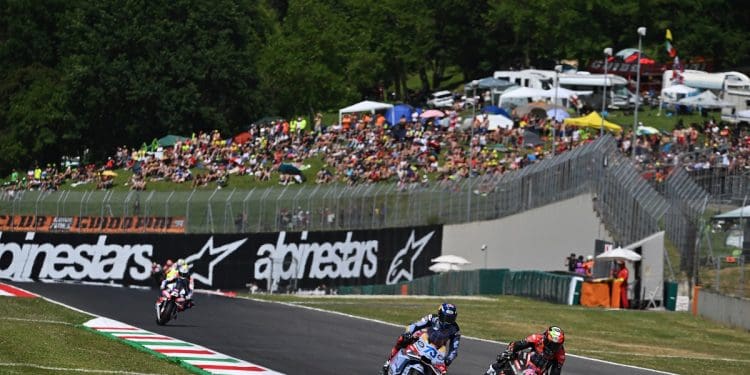 Romano Albesiano não vê velocidade como maior perigo: ‘Os acidentes mais graves aconteceram no Moto2 e Moto3’