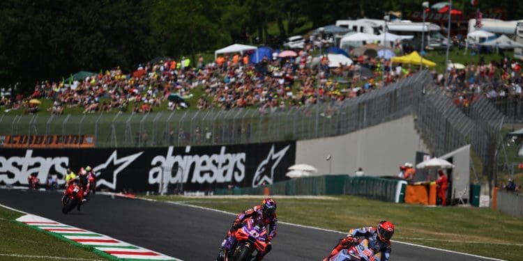 Cinco Ducati de fábrica no MotoGP em 2025? ‘Estamos a olhar para o contexto de tudo’, diz Claudio Domenicali