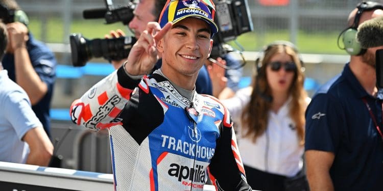 Raúl Fernández sem preferência sobre o futuro colega de equipa: ‘O Miguel Oliveira é muito bom…’