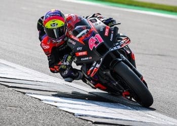 Aleix Espargaró critica «boleias» em qualificação: ‘É ridículo e é perigoso’