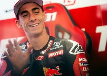 Aleix Espargaró desfaz-se em elogios ao super-rookie Pedro Acosta: ‘A forma como aprende e pilota é de craque, número um mundial’