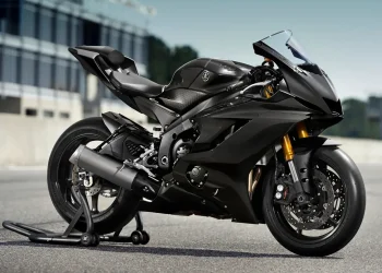 Yamaha YZF-R6 de competição à venda no Japão, para encomendas… e sem mudanças nas especificações