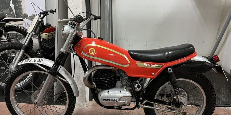 Montesa Cota 247 de 1975: Um clássico do Trial