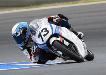 Que corrida! Valentín Perrone ganhou ETC no Estoril; top três lado a lado na meta