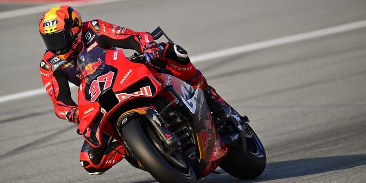 ‘Estou irritado pela temporada, mas a vida segue em frente’ – Augusto Fernández