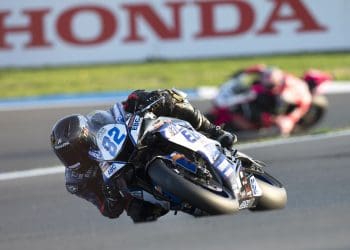 Mario Mayor é campeão europeu de Stock; Dino Iozzo dominou corrida com bandeira vermelha no Estoril e lusos no top 20