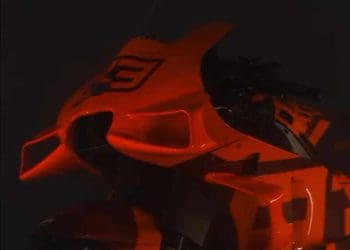 VIDEO – As primeiras imagens oficiais de Marc Márquez vestido de VERMELHO