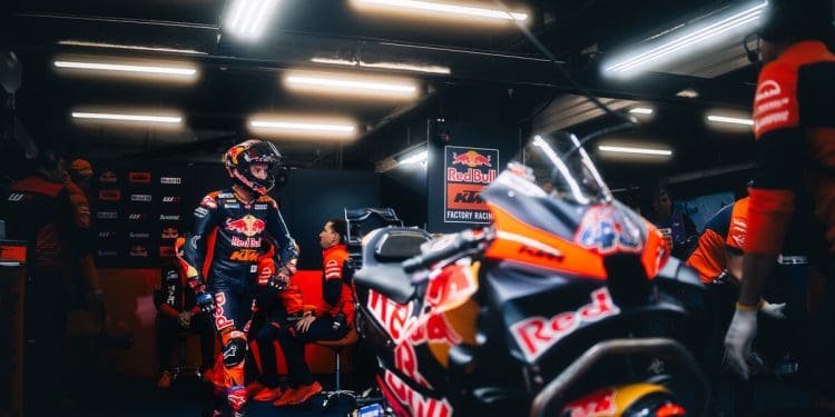 Jack Miller considera que KTM ‘deu um passo atrás’ em 2024: ‘A moto tem um desempenho excelente, mas é muito semelhante à de 2023’