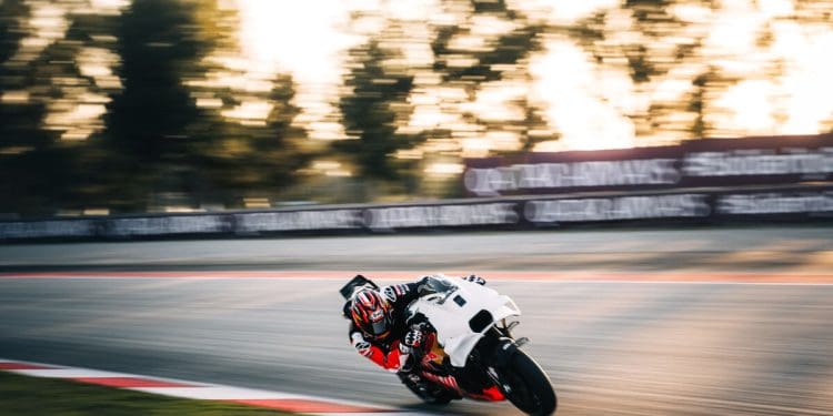 Maverick Viñales gostou da KTM RC16: ‘A sensação foi imediatamente positiva’