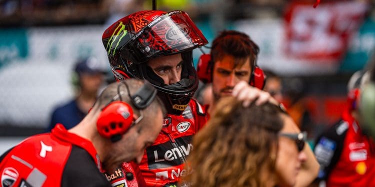 ‘Não tentarei fazer nada para comprometer o resultado de ninguém; irei com tudo e tentarei ganhar’ – Pecco Bagnaia