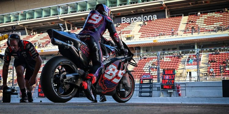 Carlos Checa acredita que ‘combinação’ entre Martín e Aprilia pode vir a ser ‘dos principais rivais’ da Ducati no próximo ano, mas…