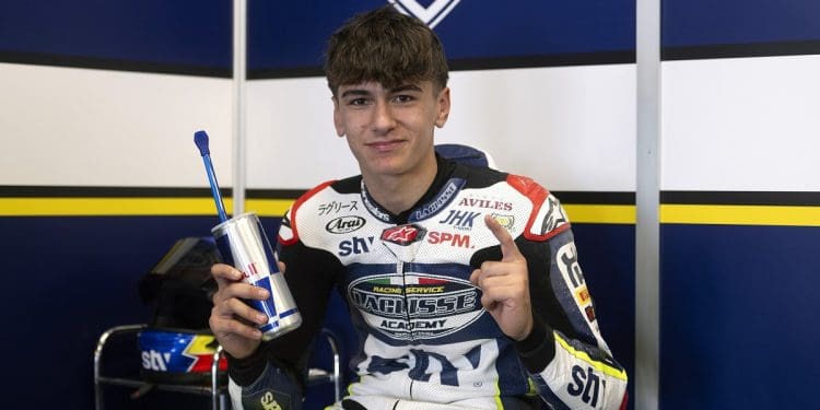 Álvaro Carpe abandonou, mas é o novo campeão do Mundial FIM JuniorGP