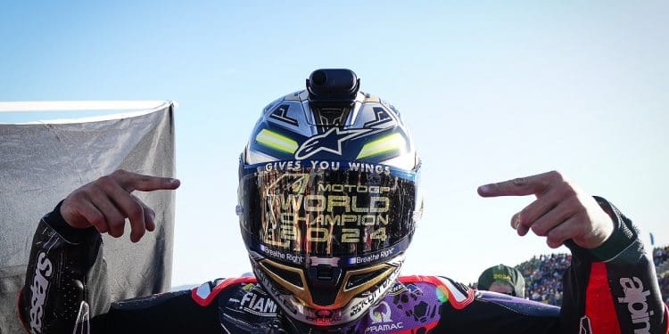 O #89 ou o #1? Jorge Martín não se descose