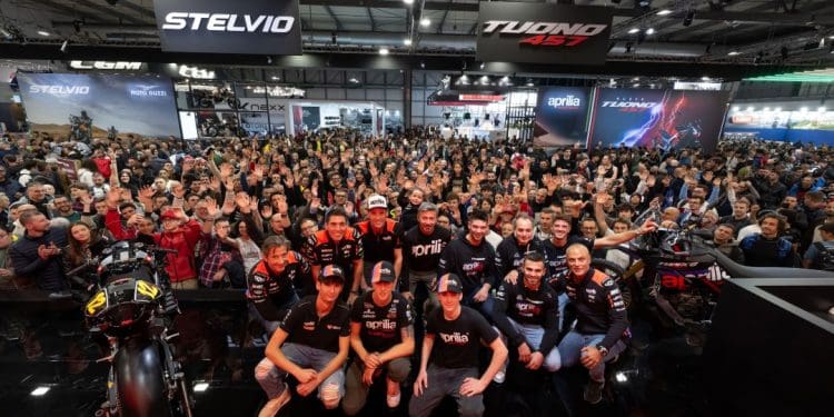 Aprilia Racing celebra os seus campeões na EICMA 2024