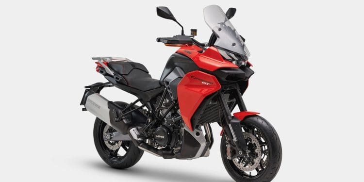 Moto Morini Corsaro GT 2025: Novo modelo touring, robusto e confortável